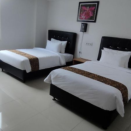 Golden Ganesha Hotel Yogyakarta By Ecommerceloka Gondowulung ภายนอก รูปภาพ