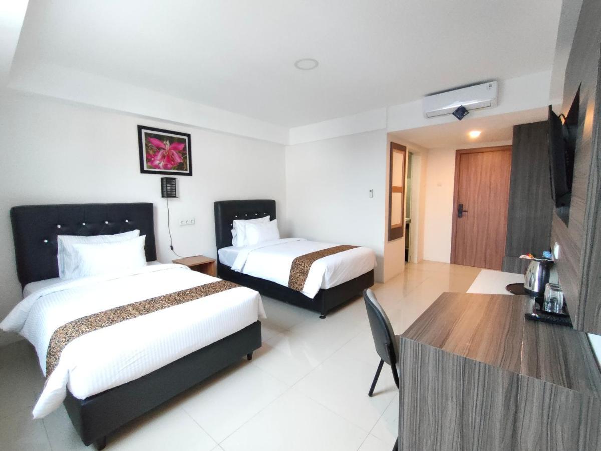 Golden Ganesha Hotel Yogyakarta By Ecommerceloka Gondowulung ภายนอก รูปภาพ