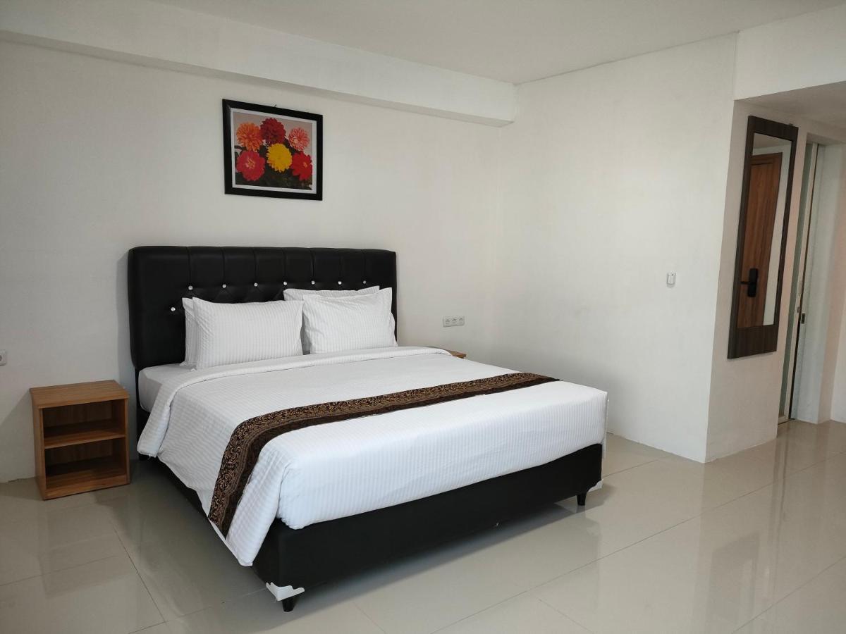 Golden Ganesha Hotel Yogyakarta By Ecommerceloka Gondowulung ภายนอก รูปภาพ